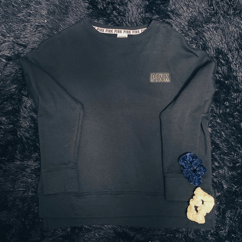 🌟 VS Pink Crewneck 🌟